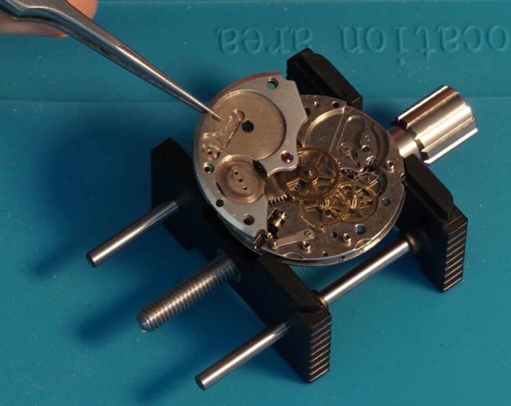 Horlogemaker, Groningen, Service, Onderhoud, Reparatie, Universal Geneve